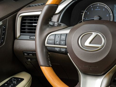 Used 2019 Lexus RX 350 FWD w/ Premium Package image 16