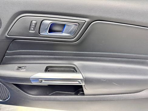Used 2019 Ford Mustang GT Premium w/ Equipment Group 401A RWD image 16