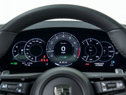 New 2026 Porsche Cayenne Turbo image 24