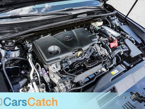 Used 2018 Toyota Camry SE w/ Moonroof Package FWD image 36