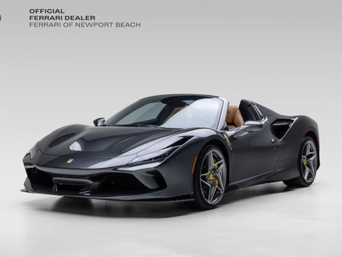 Certified 2022 Ferrari F8 Tributo RWD image 1