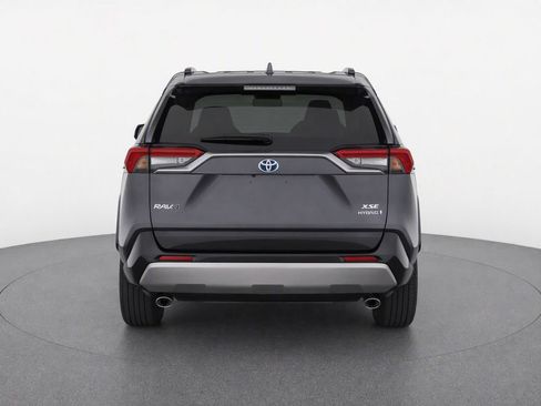 Used 2023 Toyota RAV4 XSE AWD/4WD image 32