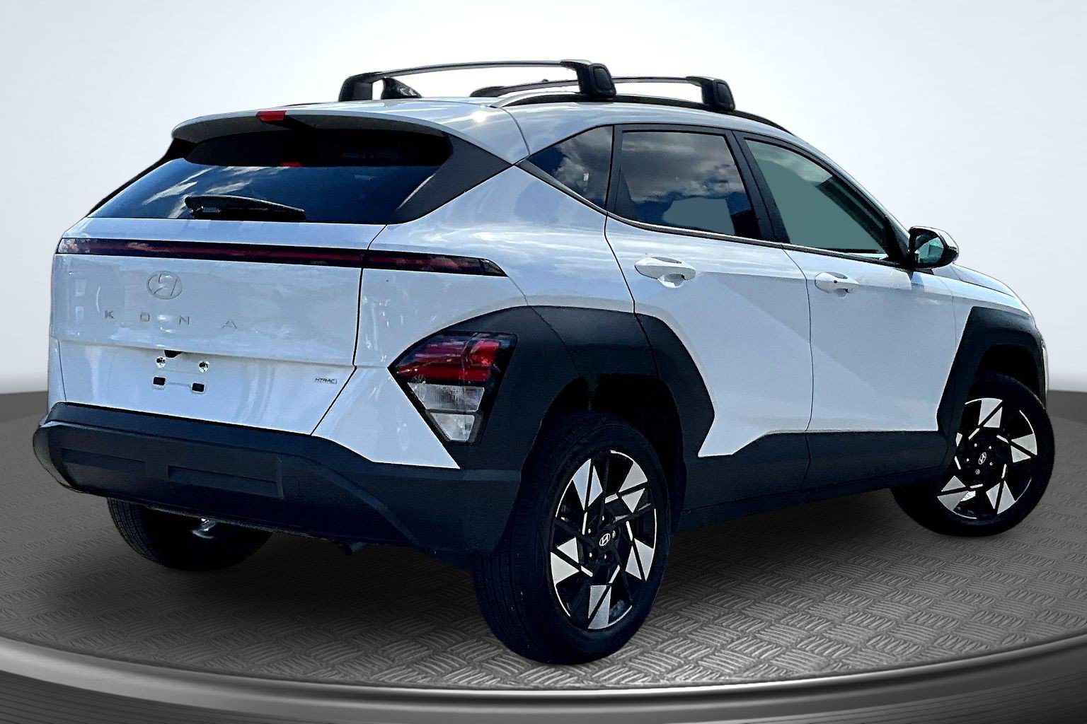 Used 2025 Hyundai Kona SEL AWD/4WD image 5
