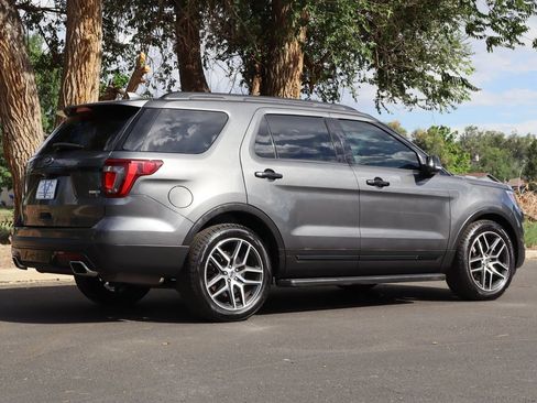Used 2017 Ford Explorer Sport w/ Equipment Group 401A AWD/4WD image 5