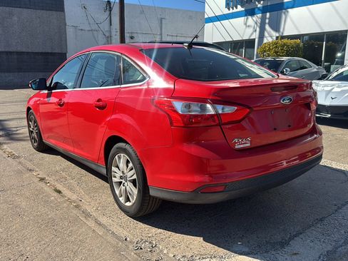 Used 2012 Ford Focus SEL image 4
