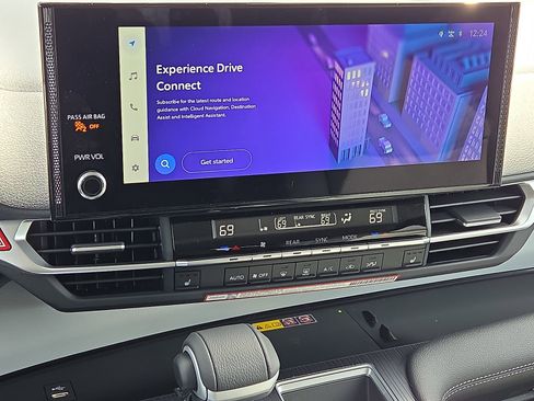 New 2026 Toyota Sienna XLE image 11