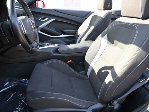 Used 2023 Chevrolet Camaro LT RWD image 15