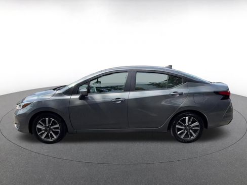 Used 2025 Nissan Versa SV FWD image 9