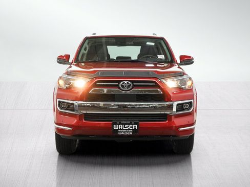 Used 2021 Toyota 4Runner Limited AWD/4WD image 8