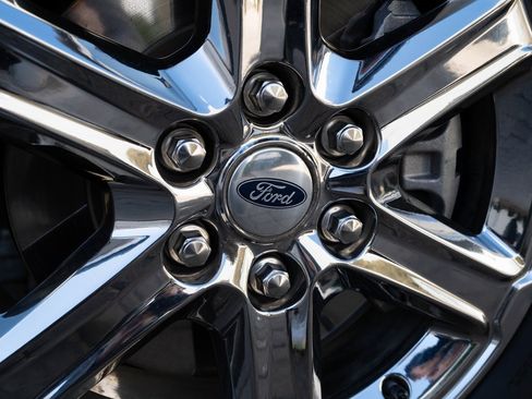 Used 2024 Ford F150 XLT w/ Tow/Haul Package image 8