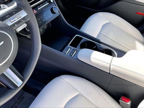Used 2025 Hyundai Sonata SEL image 21