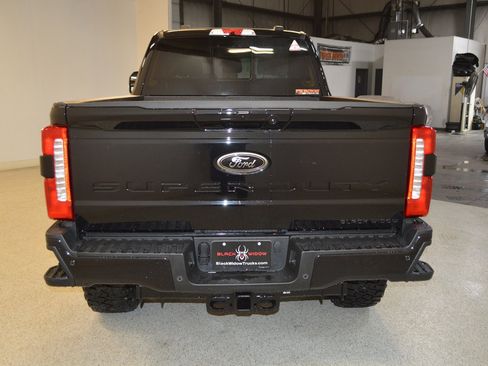 New 2026 Ford F250 Lariat w/ Black Appearance Package image 26