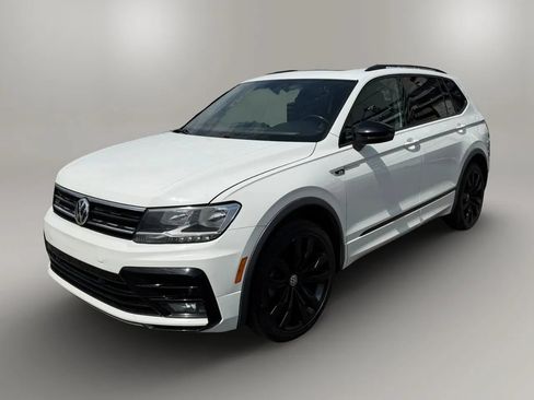 Used 2020 Volkswagen Tiguan SE R-Line w/ 3rd Row Seat Package AWD/4WD image 3