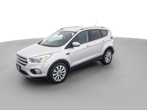 Used 2017 Ford Escape Titanium FWD image 9