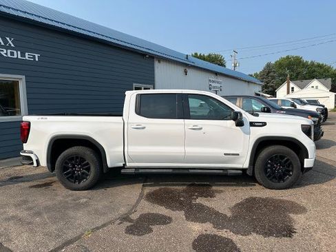 Used 2025 GMC Sierra 1500 Elevation w/ Elevation Premium Package AWD/4WD image 2