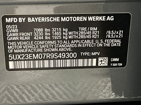 Used 2024 BMW X7 xDrive40i w/ M Sport Package AWD/4WD image 30