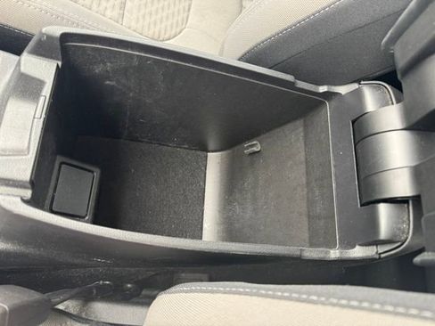 Used 2022 Ford Escape SE w/ Convenience Package image 25