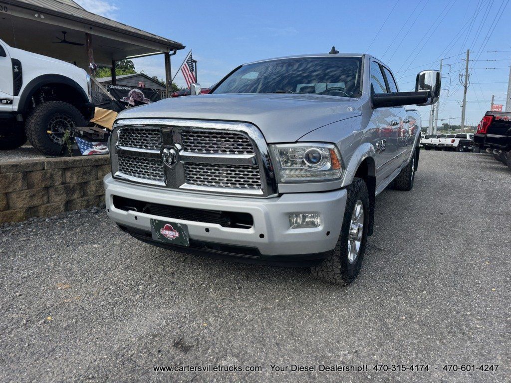 Used 2016 RAM 3500 Laramie RWD image 3