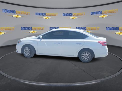 Used 2017 Nissan Sentra SV FWD image 6