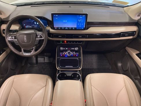 Used 2023 Lincoln Nautilus Reserve w/ Class II Trailer Tow Package image 10