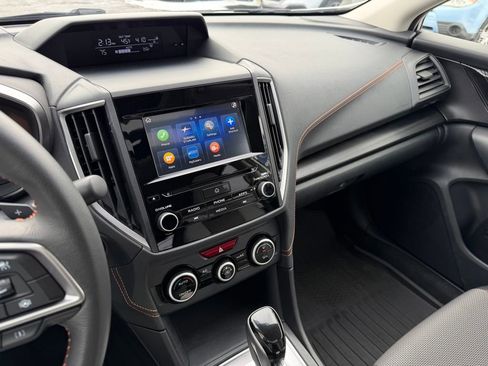 Used 2023 Subaru Crosstrek 2.0i Premium image 21