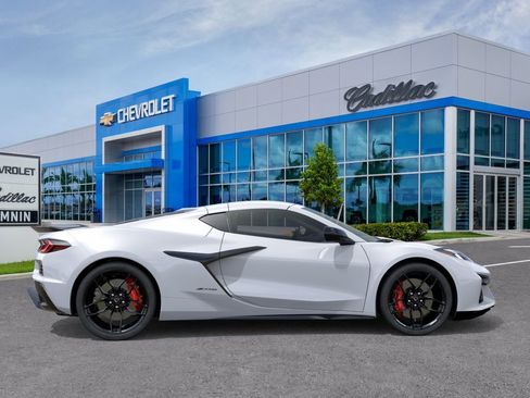 Used 2026 Chevrolet Corvette Z06 RWD image 6