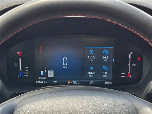 Used 2024 Ford Escape ST-Line w/ Tech Pack #1 FWD image 9