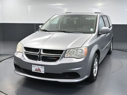 Used 2013 Dodge Grand Caravan SXT FWD image 11