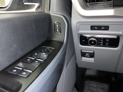 Certified 2023 Ford F150 XLT w/ Trailer Tow Package AWD/4WD image 19