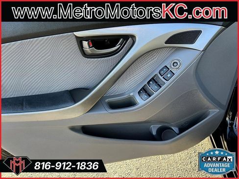 Used 2013 Hyundai Elantra GLS w/ Preferred Pkg FWD image 21