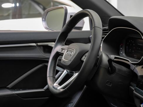 Used 2024 Audi Q3 2.0T Premium Plus AWD/4WD image 16