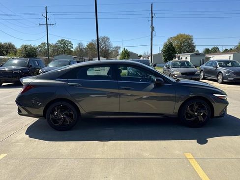 New 2026 Hyundai Elantra SEL Sport w/ Cargo Package image 11