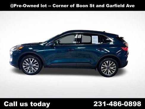Used 2020 Ford Escape Titanium AWD/4WD image 2