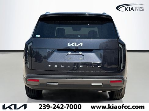 New 2027 Kia Telluride S image 4