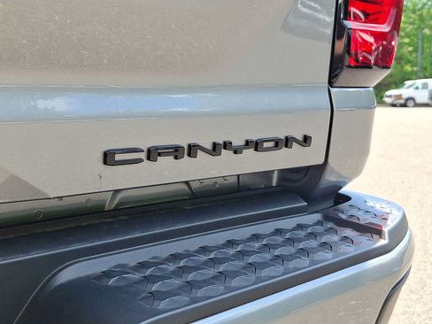Used 2026 GMC Canyon Denali AWD/4WD image 34