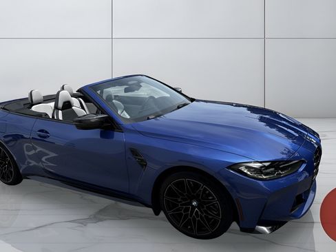 Used 2022 BMW M4 xDrive Competition w/ M Carbon Exterior Package AWD/4WD image 8
