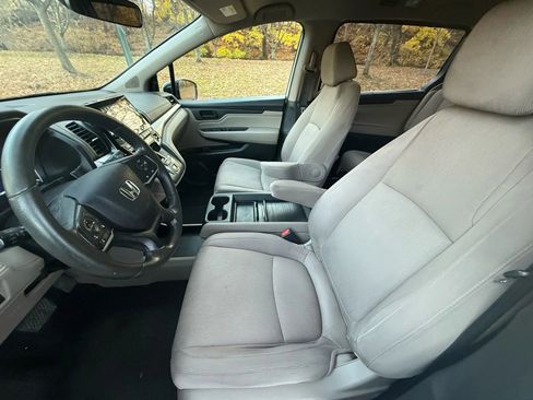 Used 2022 Honda Odyssey EX image 14
