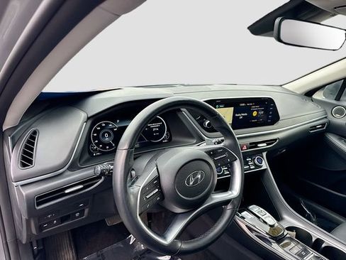 Used 2021 Hyundai Sonata Limited image 9