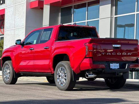 Certified 2025 Toyota Tacoma Limited image 8