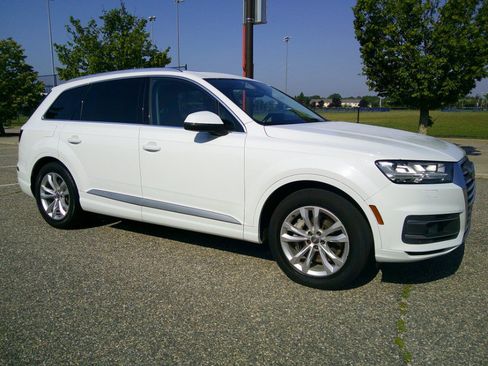 Used 2018 Audi Q7 3.0T Premium Plus w/ Premium Plus Package AWD/4WD image 6
