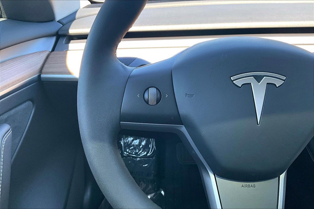 Used 2021 Tesla Model 3 Standard Range Plus RWD image 24