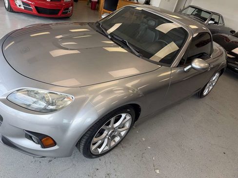Used 2015 MAZDA MX-5 Miata Grand Touring w/ Premium Package RWD image 4