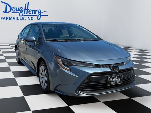 Used 2024 Toyota Corolla LE FWD image 7