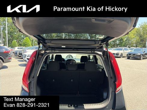 Used 2022 Kia Soul LX w/ Technology Package FWD image 10