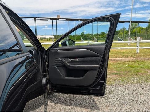Used 2025 MAZDA CX-50 AWD 2.5 S w/ Preferred Package image 13
