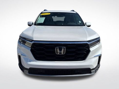 Used 2023 Honda Pilot Touring image 8