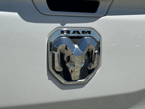 Used 2020 RAM 1500 Laramie RWD image 13