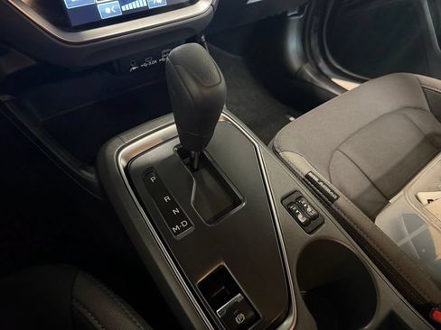 Certified 2025 Subaru Crosstrek 2.5i Premium AWD/4WD image 12