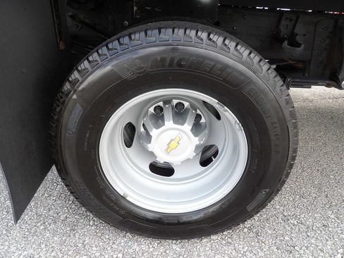 Used 2024 Chevrolet Silverado 3500 W/T w/ WT Convenience Package image 57