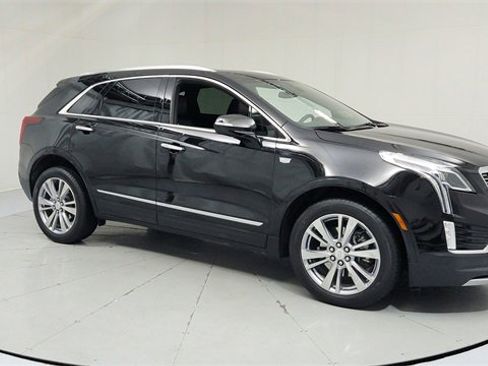 Certified 2024 Cadillac XT5 Premium Luxury w/ LPO, Floor Liner Package image 7